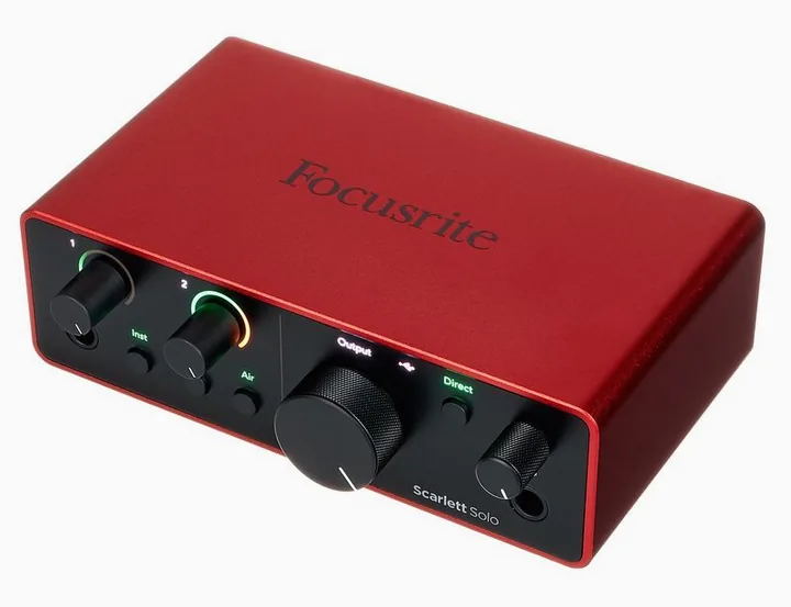 Focusrite Scarlett Solo Studio 4th Gen., de bovenkant van het apparaat