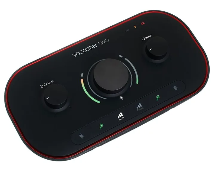 Focusrite Vocaster Two, het voorpaneel met de draaiknoppen