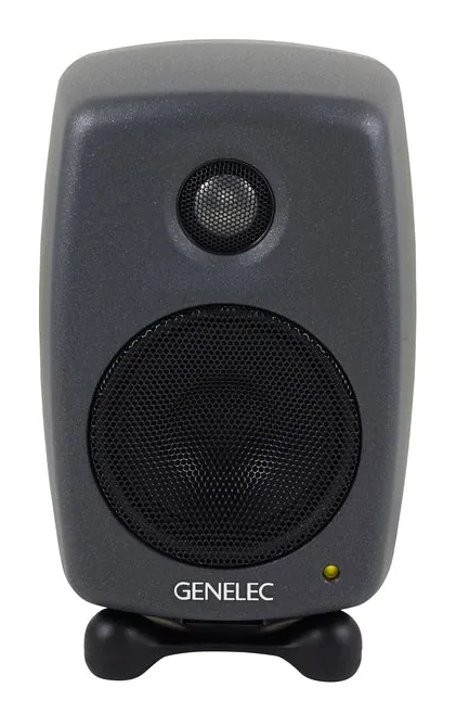 Genelec 8010 AP M-Control Bundle, de bassreflexpoort