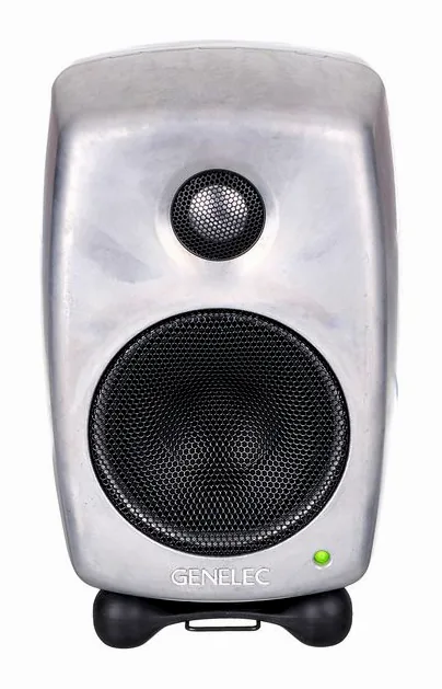 Genelec 8010 RAW, de regelaars aan de achterzijde