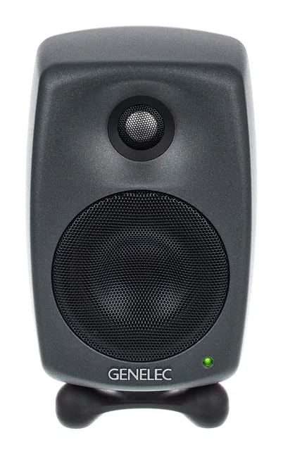 Genelec 8020 DPM ARC Studio Bundle, het logo en de afwerking