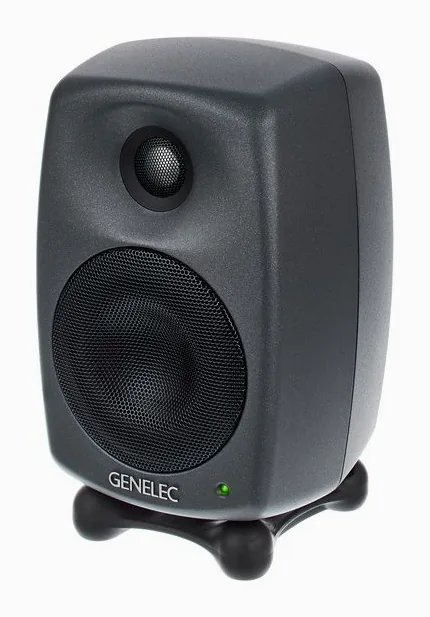 Genelec 8020 DPM Stand Bundle BK, de behuizing van opzij