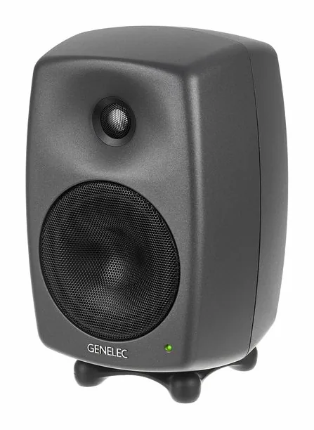 Genelec 8030 CP ARC Studio Bundle, de regelaars aan de achterzijde