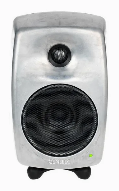 Genelec 8030 RAW, de regelaars aan de achterzijde