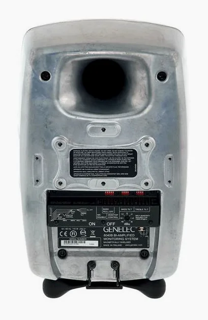 Genelec 8040 RAW, de bassreflexpoort