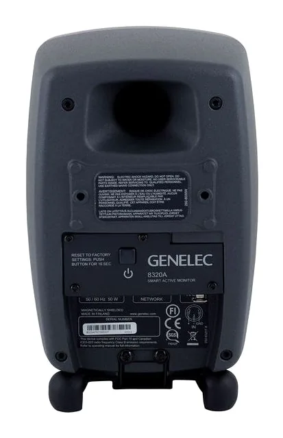 Genelec 8320 APM, de regelaars aan de achterzijde