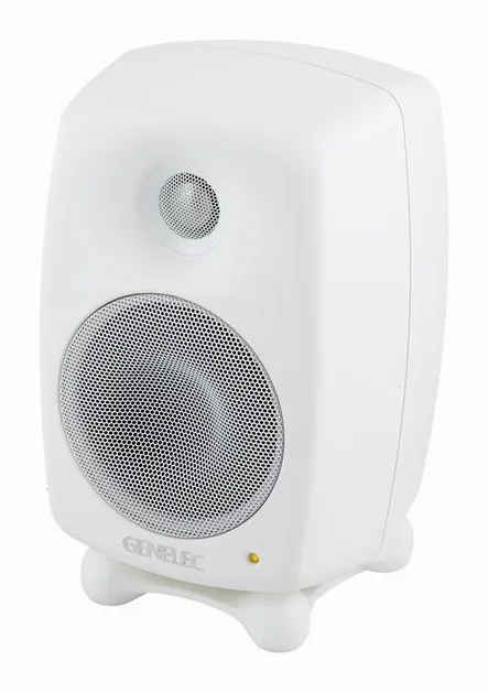 Genelec 8320 AWM Pack, het frontpaneel met de woofer en tweeter