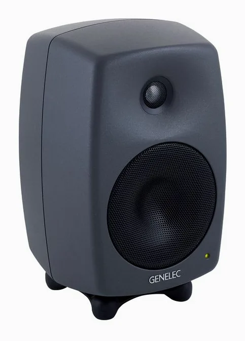 Genelec 8330 APM Stand Bundle, de regelaars aan de achterzijde