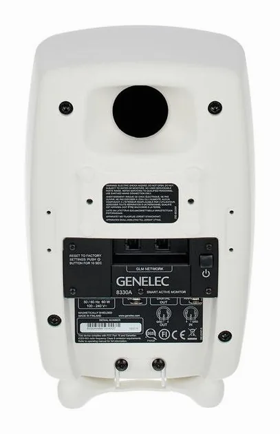 Genelec 8330 AWM, de regelaars aan de achterzijde