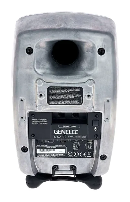 Genelec 8330 RAW, de bassreflexpoort