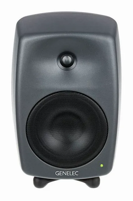 Genelec 8340 APM, het frontpaneel met de woofer en tweeter