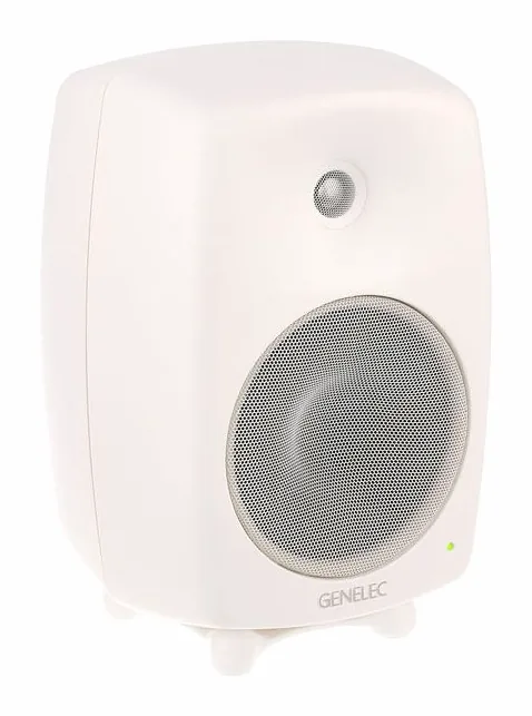 Genelec 8340 AWM, het frontpaneel met de woofer en tweeter