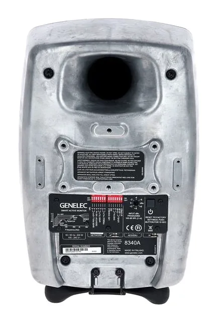 Genelec 8340 RAW, de regelaars aan de achterzijde