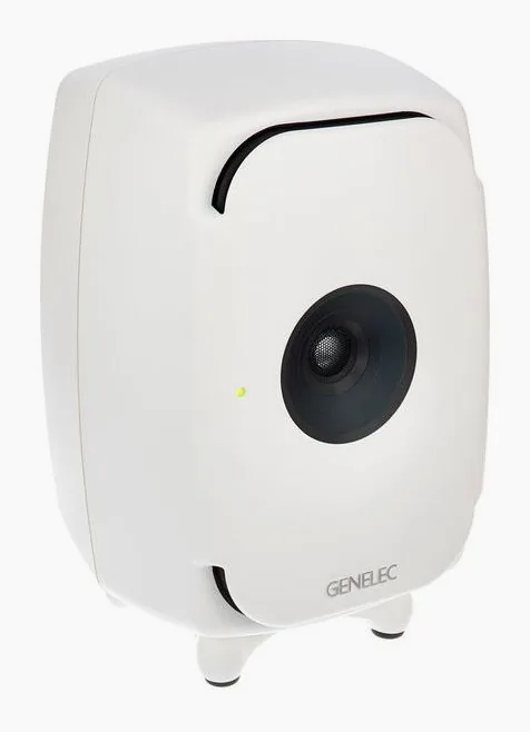 Genelec 8341 AW, de achterkant met de aansluitingen