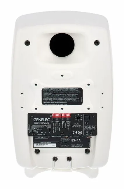 Genelec 8341 AW, de bassreflexpoort