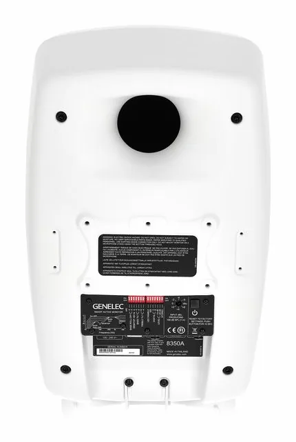 Genelec 8350 AWM, de behuizing van opzij