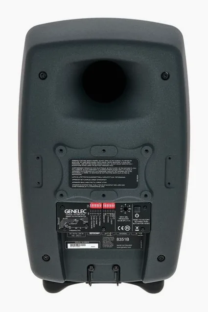Genelec 8351BP, het frontpaneel met de woofer en tweeter