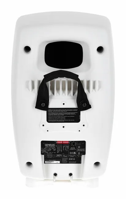 Genelec 8361 AW, het logo en de afwerking