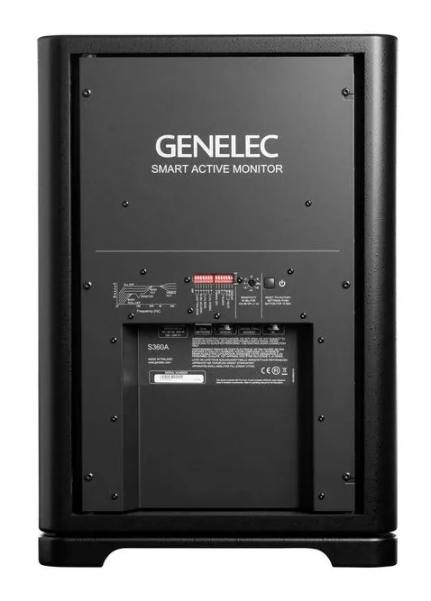 Genelec S360A, de regelaars aan de achterzijde