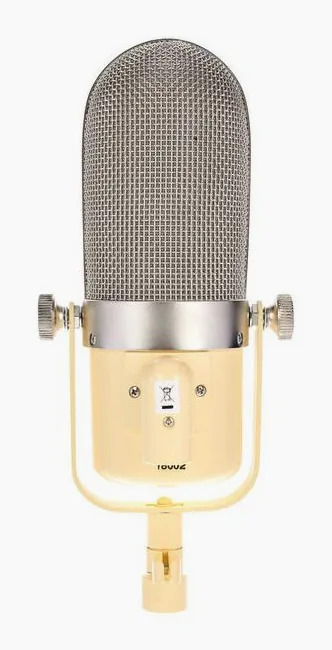 Golden Age Audio Project R1 MK2, het logo en de afwerking
