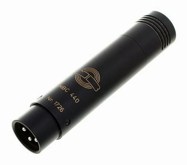 Haun MBC 440 Stereo, de XLR-aansluiting onderaan