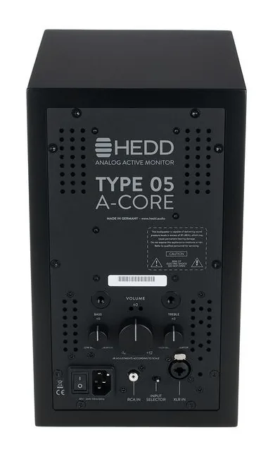 HEDD Type 05 A-CORE, het logo en de afwerking