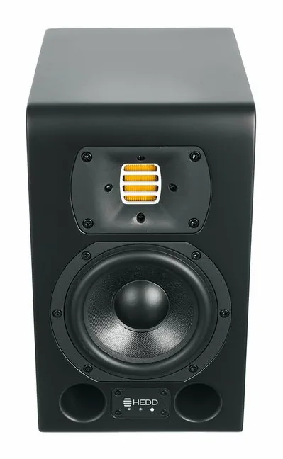 HEDD Type 05 MK2, het frontpaneel met de woofer en tweeter