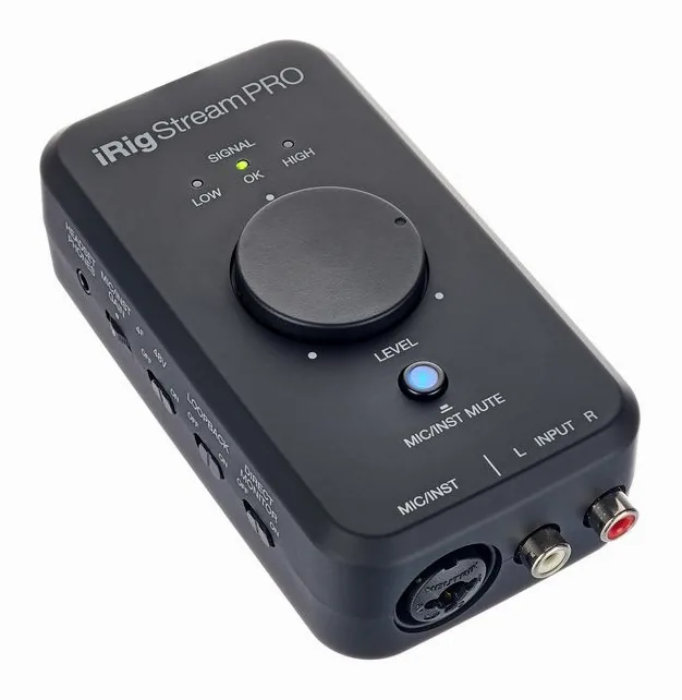 IK Multimedia iRig Stream Pro, de aansluitingen aan de achterkant