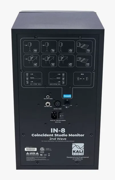 Kali Audio IN-8 2nd Wave ARC Studio BDL, de bassreflexpoort