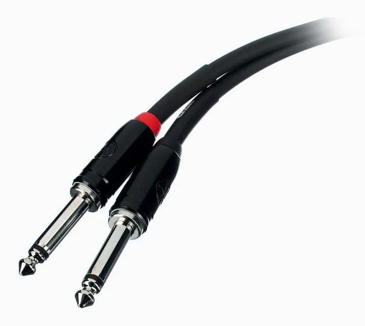 Kirlin UY-C-392B-03, het volumeknopje en de LED-meters