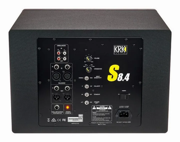 KRK S8G4, het frontpaneel met de woofer en tweeter