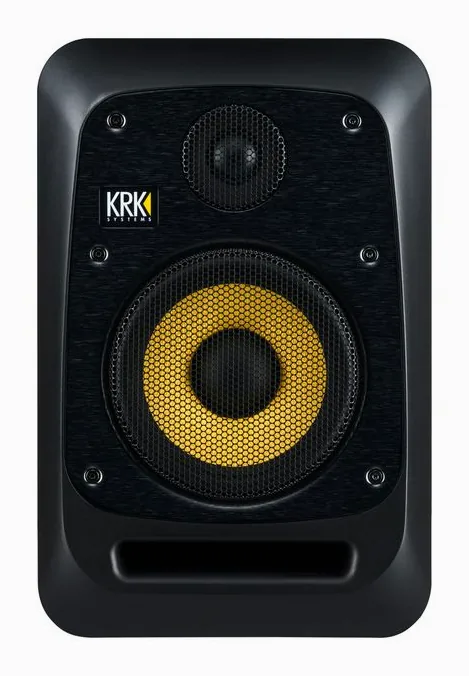 KRK V6S5, de achterkant met de aansluitingen