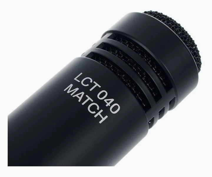 Lewitt LCT 040 MATCH Bundle, de XLR-aansluiting onderaan