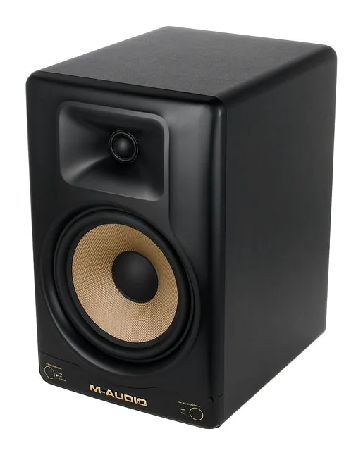 M-Audio Forty Eighty Stand Bundle, de regelaars aan de achterzijde