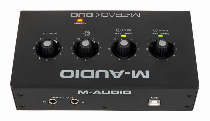 M-Audio M-Track DUO, de ingangen aan de voorzijde