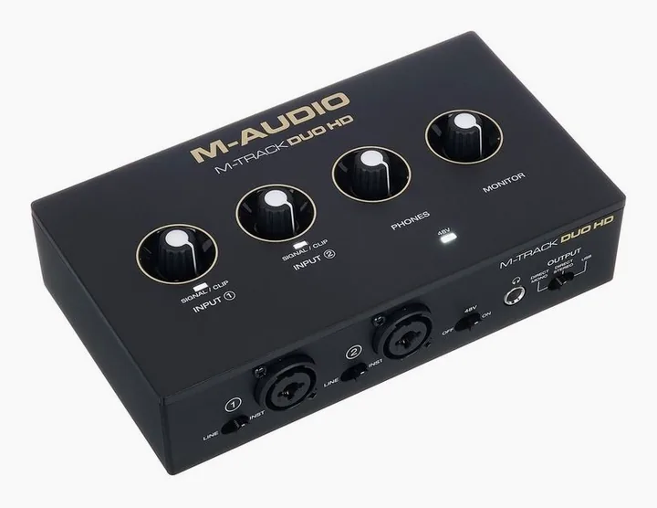 M-Audio M-Track Duo HD, de ingangen aan de voorzijde