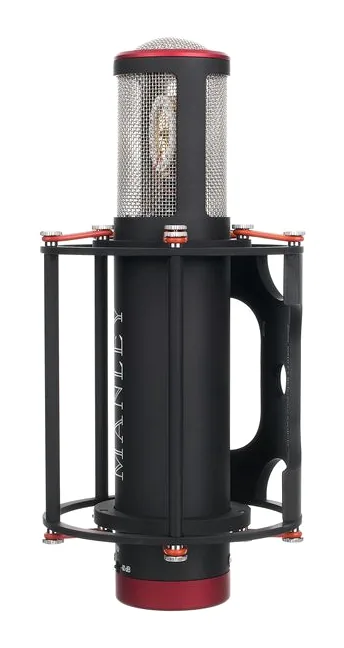 Manley Reference Cardioid Mic black, de XLR-aansluiting onderaan
