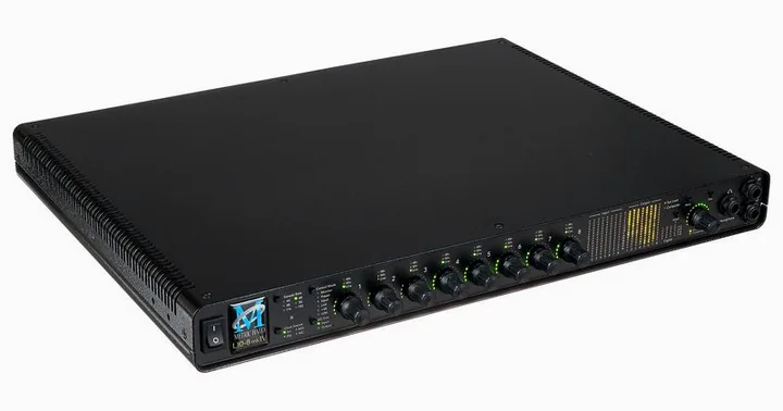 Metric Halo LIO-8 mkIV, het voorpaneel met de draaiknoppen