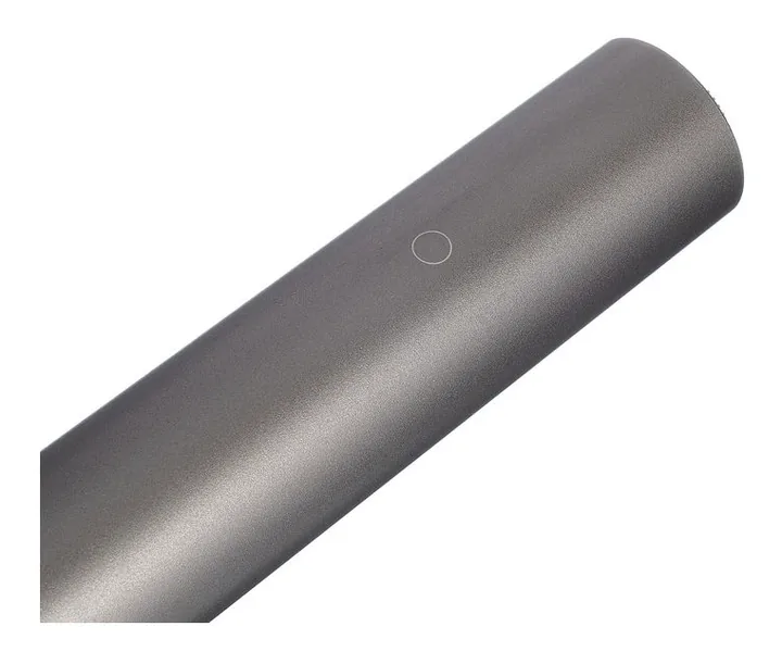 Microtech Gefell M 320, de XLR-aansluiting onderaan
