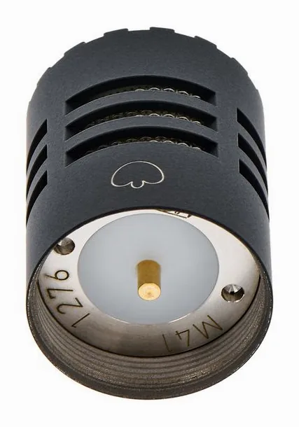 Microtech Gefell M 41, de XLR-aansluiting onderaan
