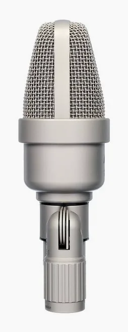 Microtech Gefell M 930 Satin Nickel, de XLR-aansluiting onderaan