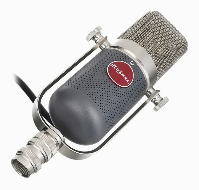 Mojave MA-37, de bevestiging en de houder