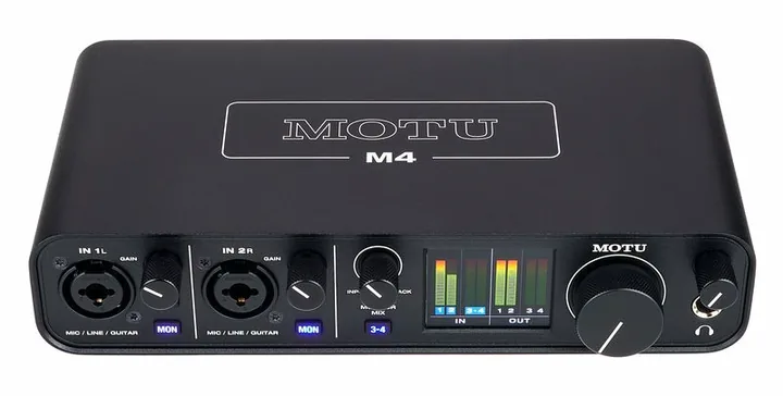 MOTU M4, het voorpaneel met de draaiknoppen