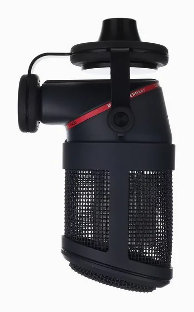 Neumann BCM 104 MT, de bevestiging en de houder