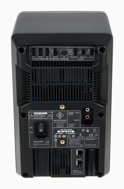 Neumann KH 120 II AES67, de achterkant met de aansluitingen