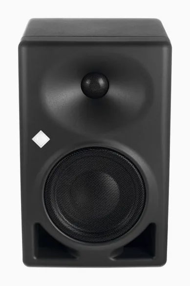 Neumann KH 120 II Black Edition Bundle, het frontpaneel met de woofer en tweeter