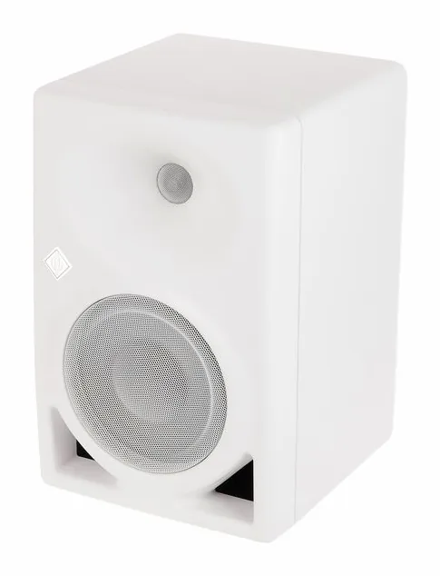Neumann KH 150 WH Stand Bundle, het frontpaneel met de woofer en tweeter