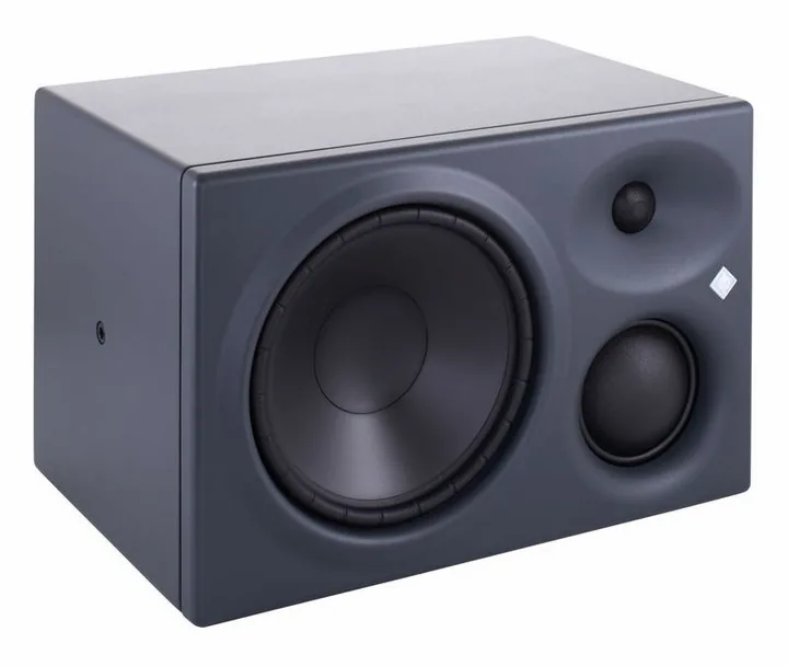 Neumann KH 310 A right, de behuizing van opzij