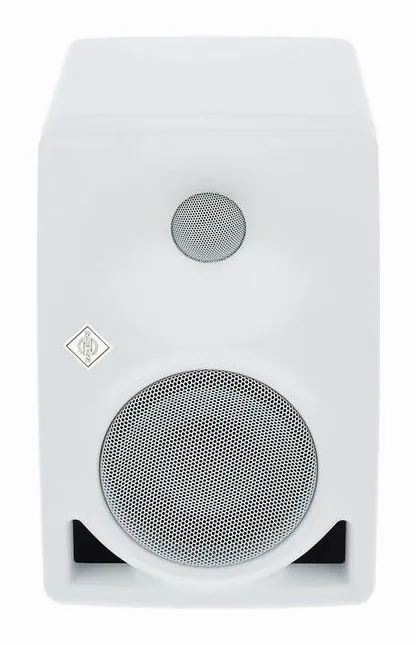 Neumann KH 80 DSP white, het logo en de afwerking