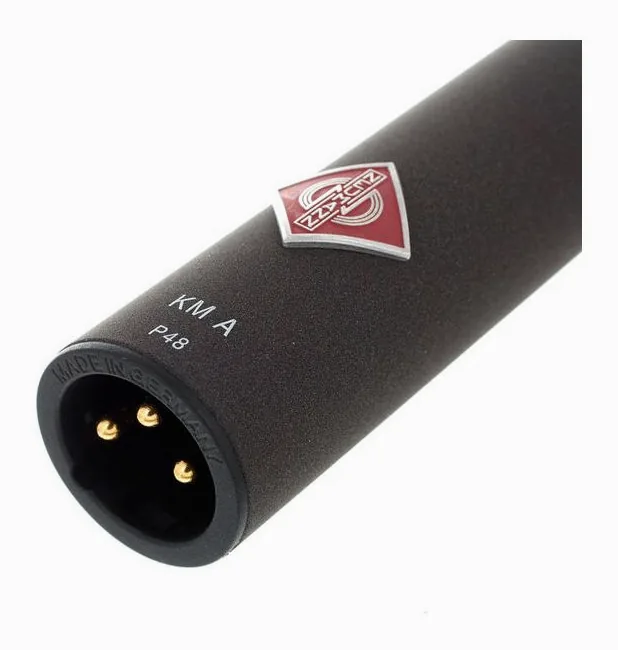 Neumann KM A nx, de bevestiging en de houder